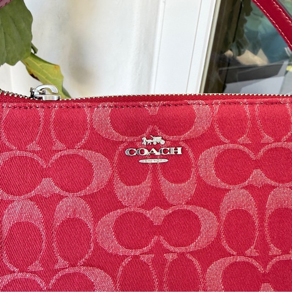 Coach Nolita 19 In Signature Denim CCZ48 denim/Silver/True Red - Picture 10 of 13